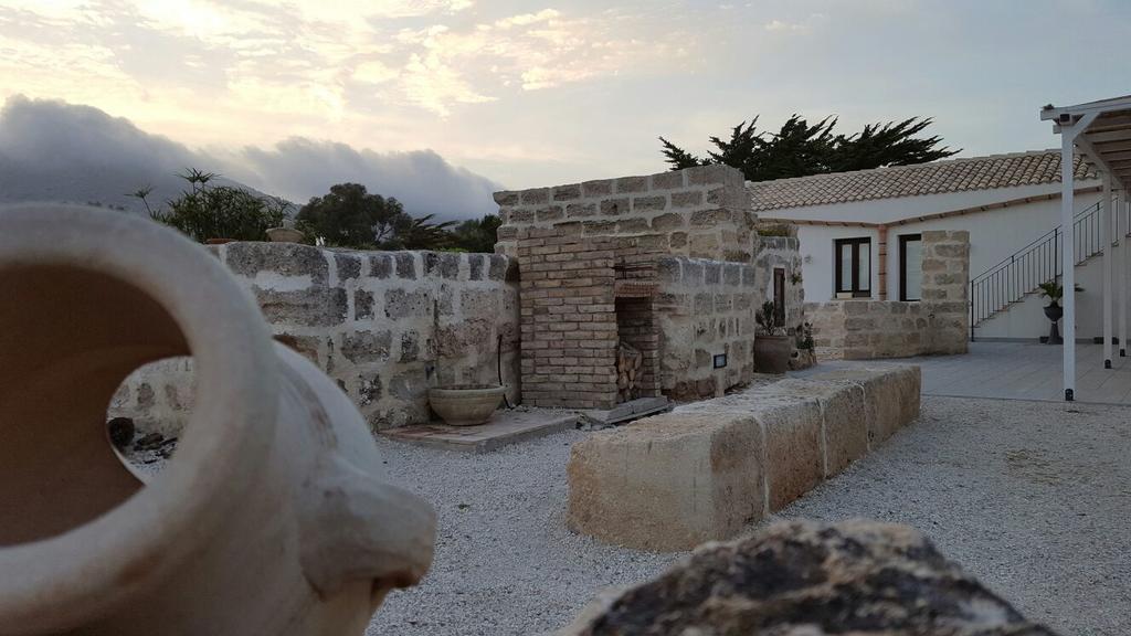 Casa Vacanze Senia Del Rais Favignana Eksteriør billede