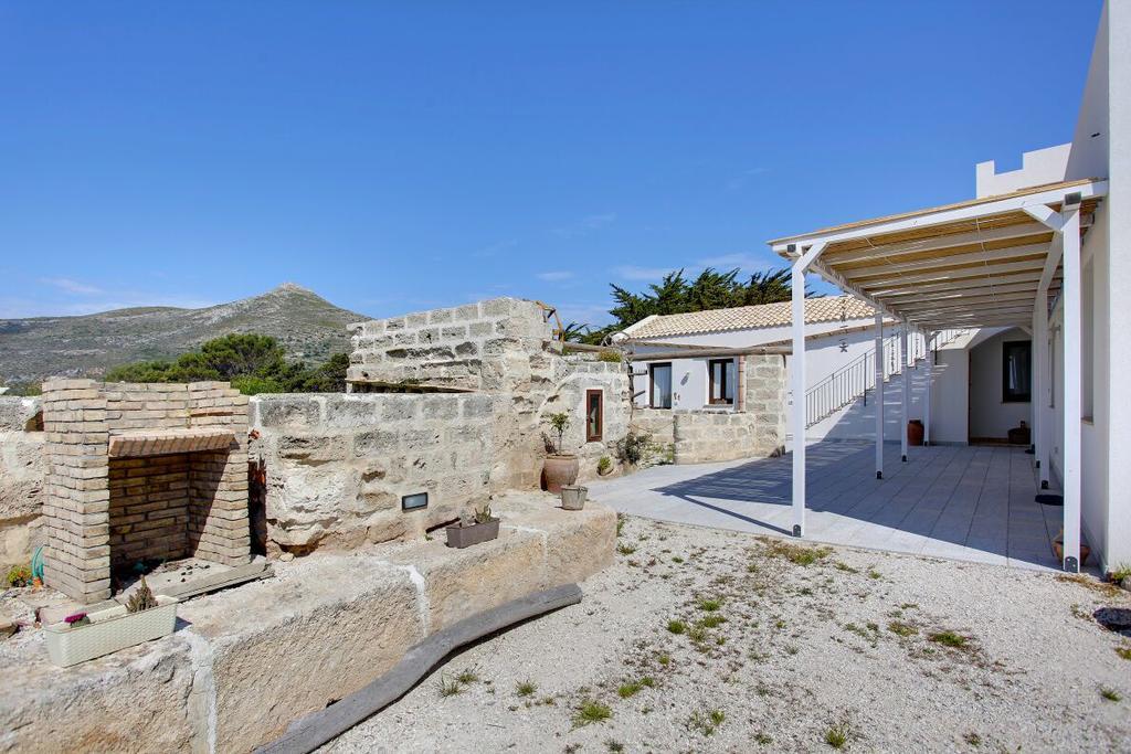 Casa Vacanze Senia Del Rais Favignana Eksteriør billede