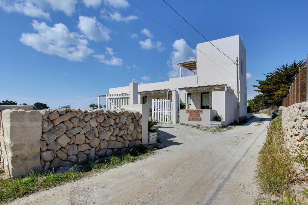 Casa Vacanze Senia Del Rais Favignana Eksteriør billede