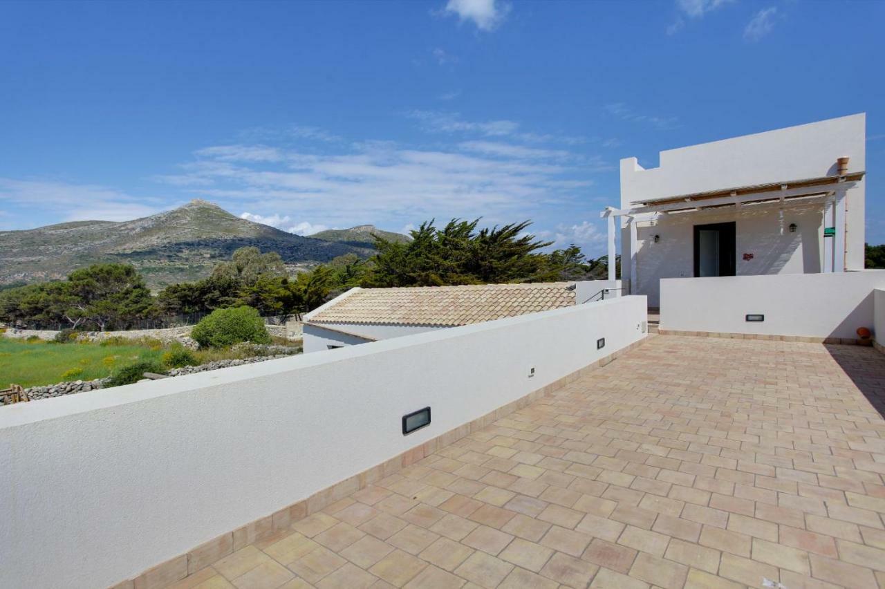 Casa Vacanze Senia Del Rais Favignana Eksteriør billede