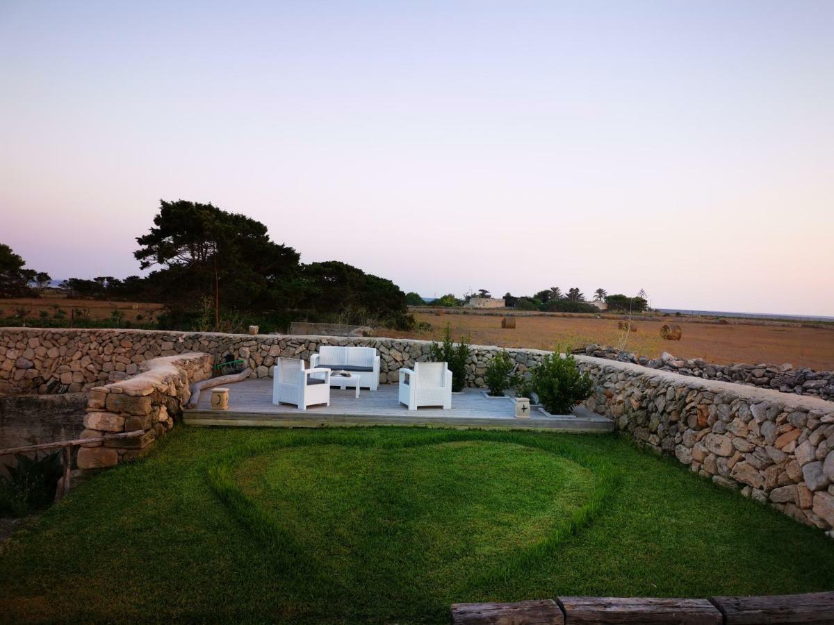 Casa Vacanze Senia Del Rais Favignana Eksteriør billede
